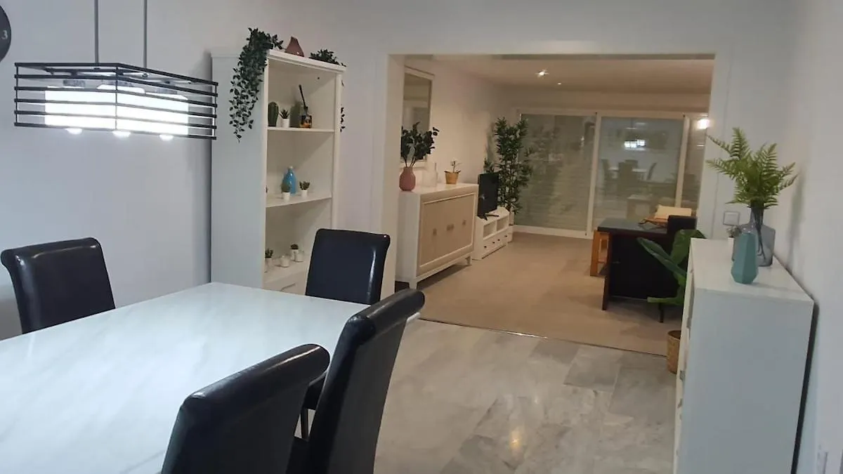 Precioso Bajo En El Toyo Daire Almería