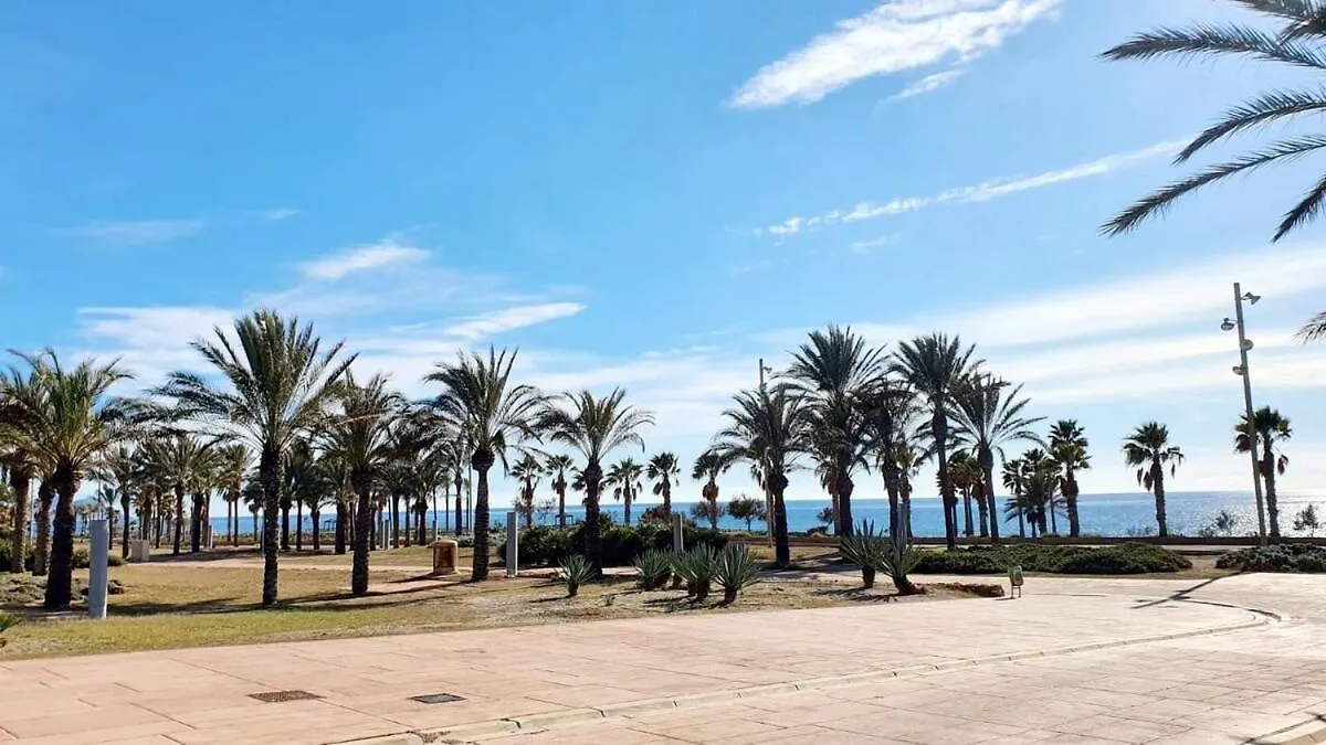 Precioso Bajo En El Toyo Daire Almería